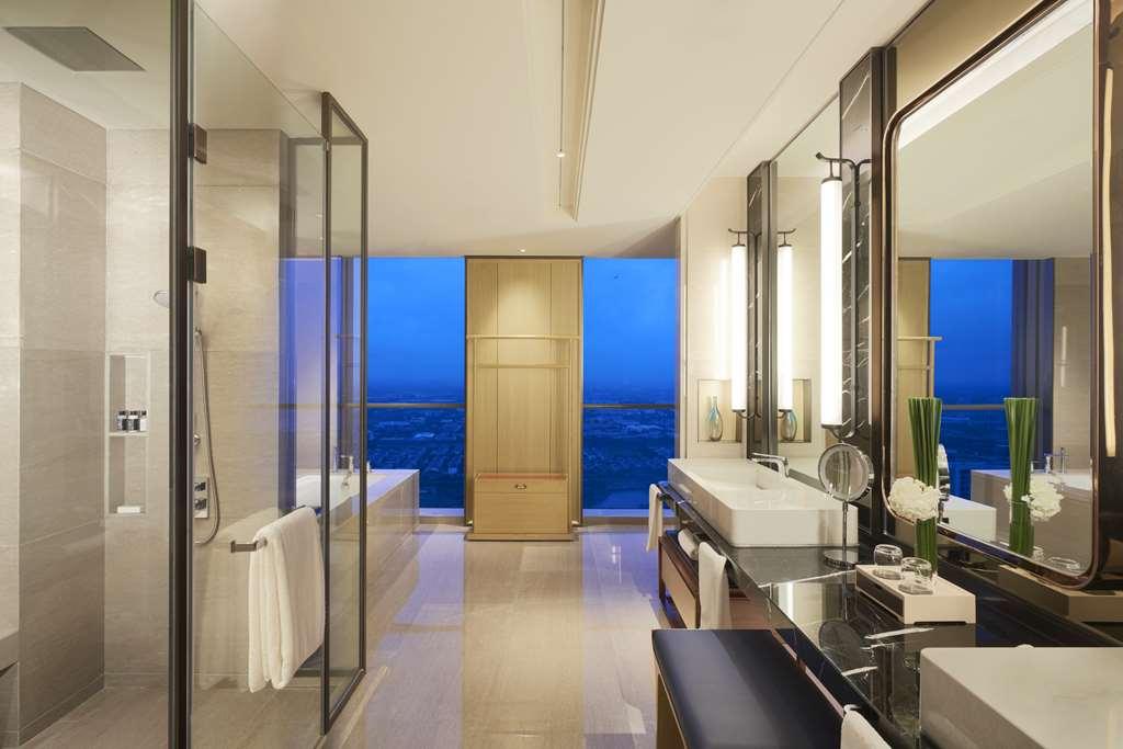 Hyatt Regency Shanghai Jiading Room photo